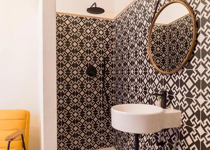 Tesoro Nascosto Bed and Breakfast Σαλέρνο